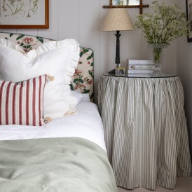 PM Red Sketched_Green Stripe Skirted Table